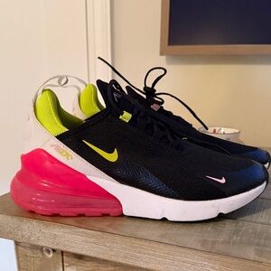 Nike Women’s Air Max 270